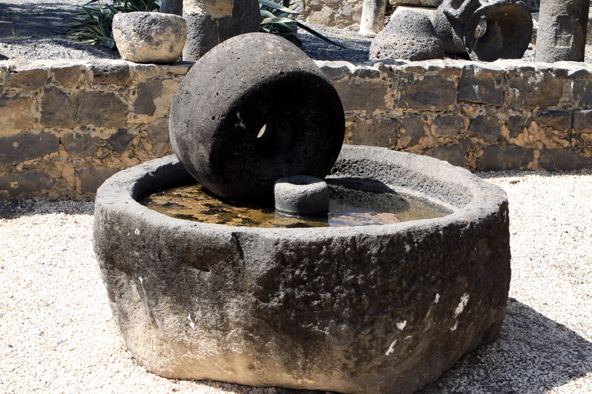 Stone grinder